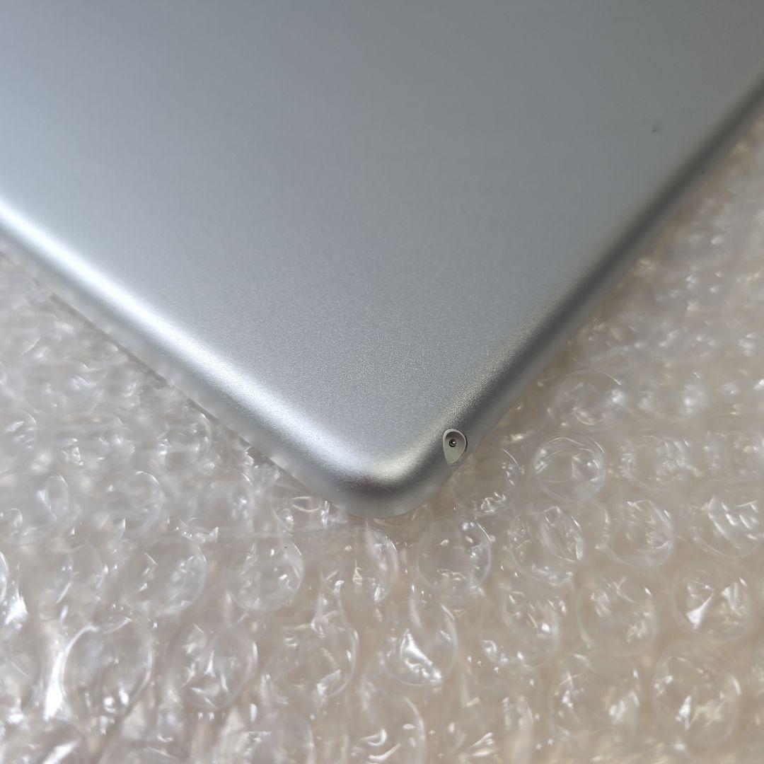 と*ん様 iPad 7◼️第7世代◼️Wi-Fi版◼️バッテリー極良品■純正ケー