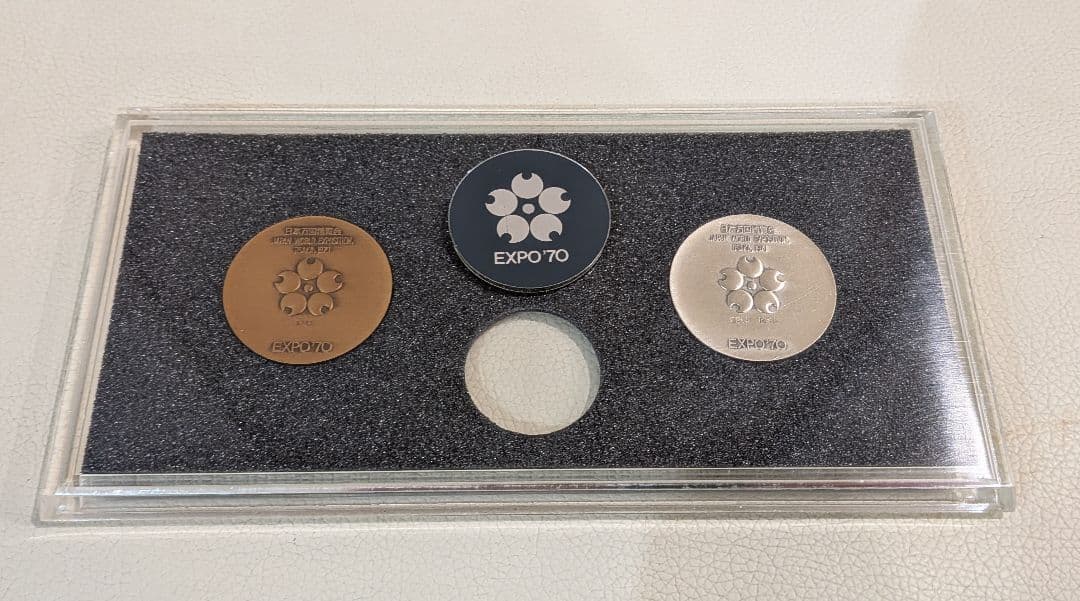 EXPO'70　昭和45年 大阪万博　記念メダル　銀と銅