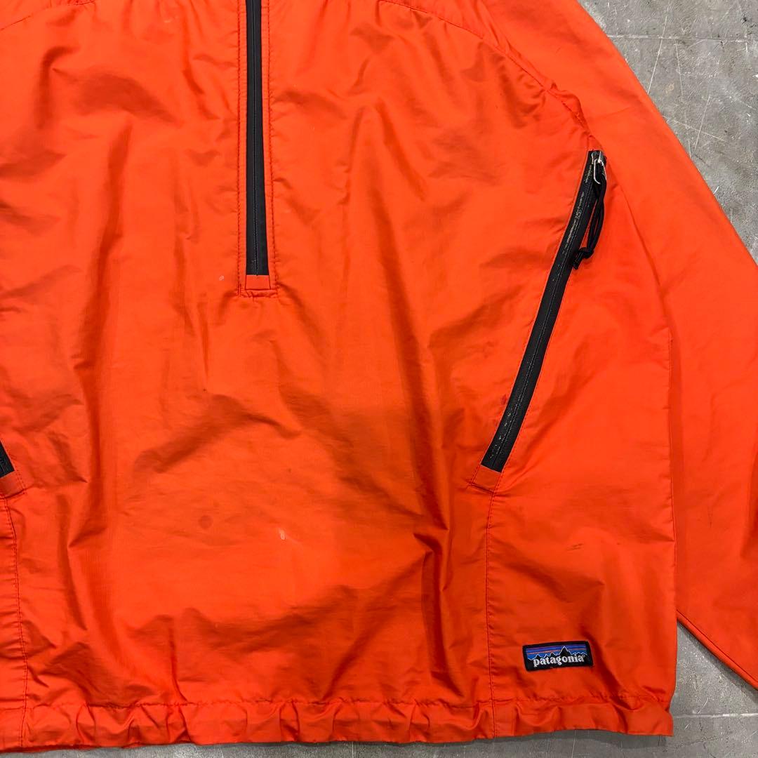 Patagonia エッセンシェルプルオーバー　ポップオレンジ