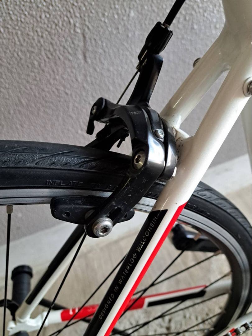 TREK 1.1 ロードバイク ホワイト50 付属品付き