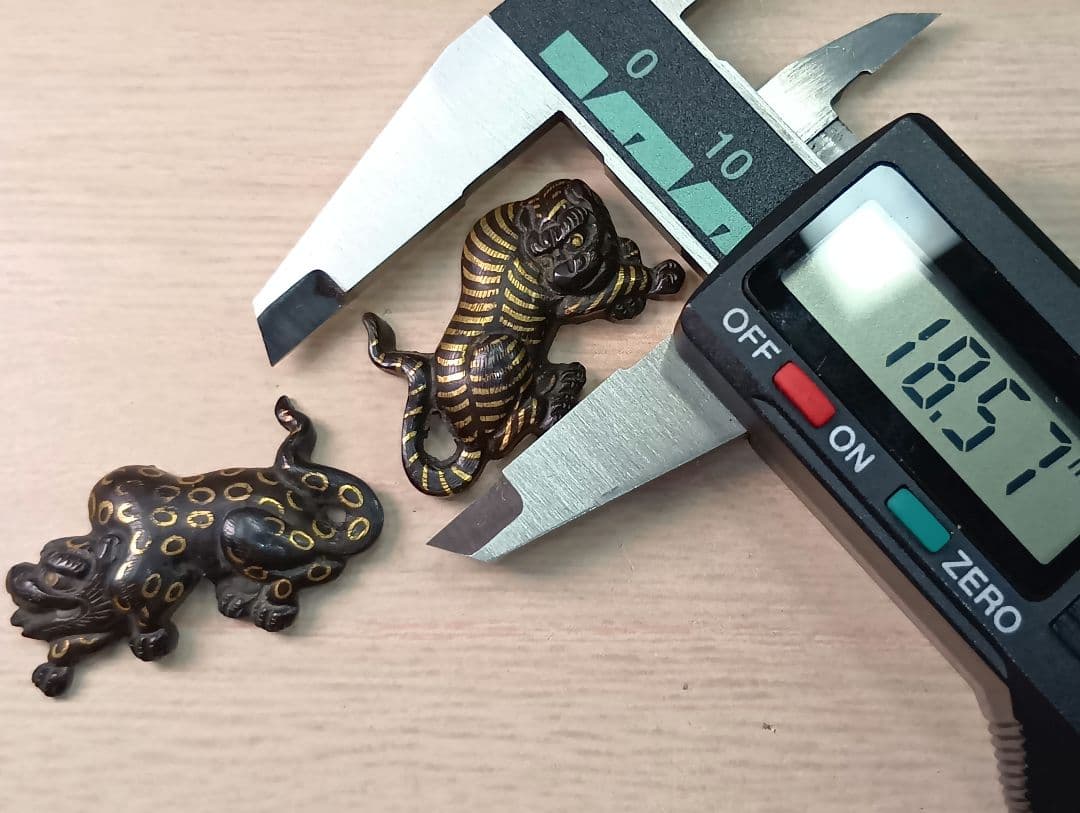 目貫／後藤系虎目貫／前金具