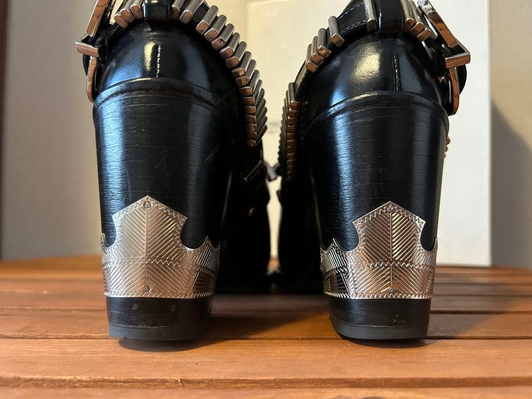 TOGA PULLA レザーメタルブーツ　23㎝