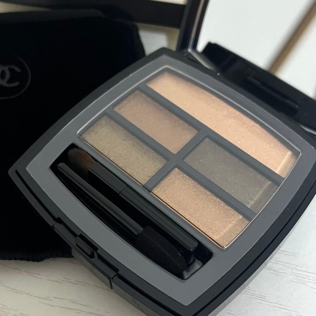 CHANEL レ　ベージュ　パレット　ルガール　インテンス〈アイシャドウ〉