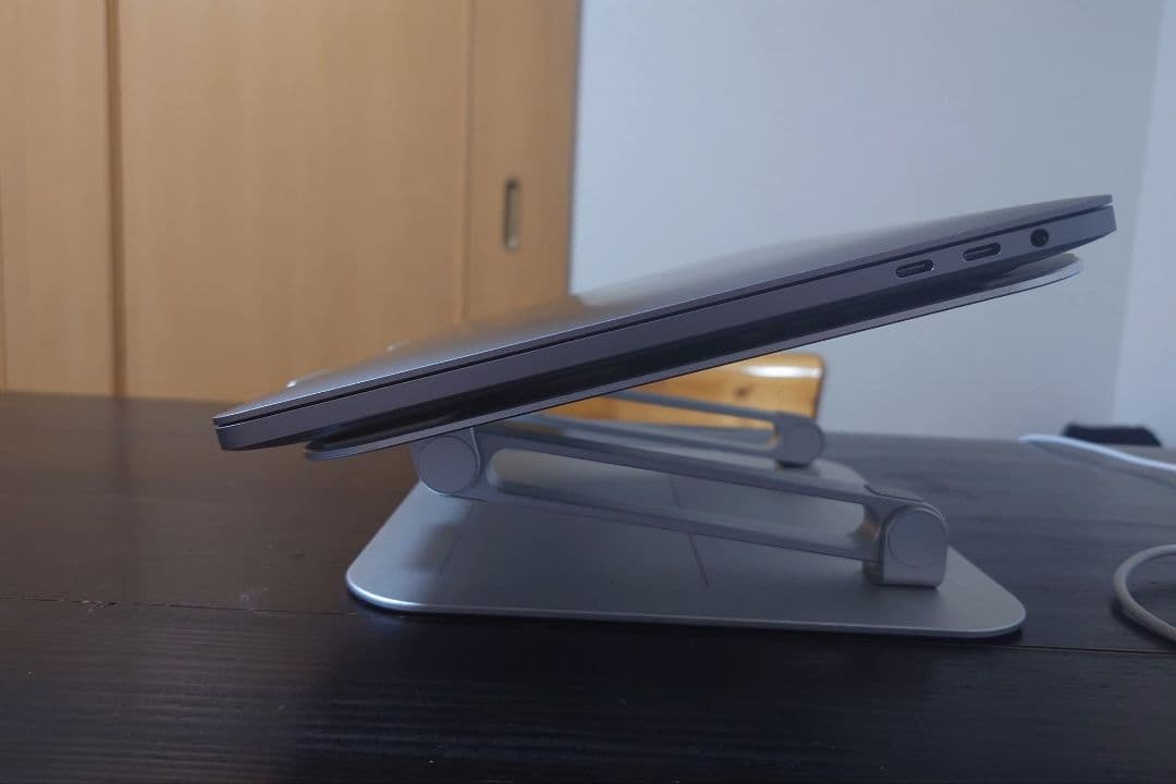 MacBook Pro 2020 13インチ 512GB