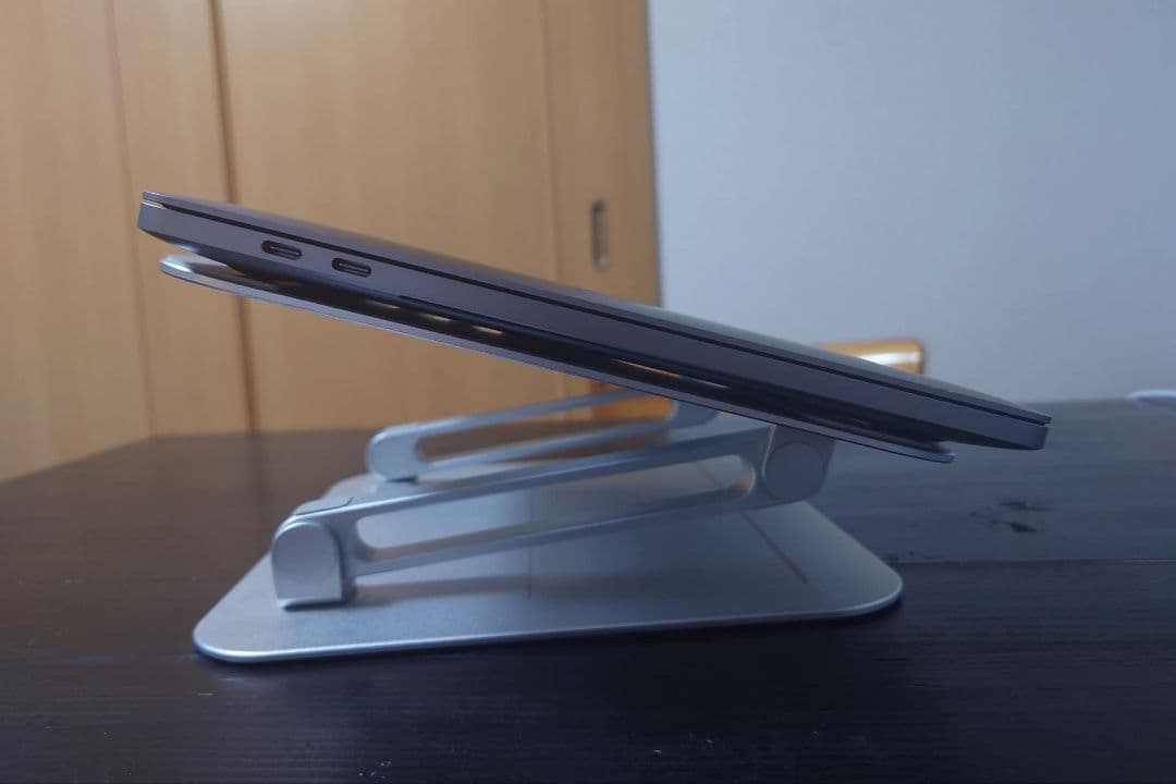 MacBook Pro 2020 13インチ 512GB