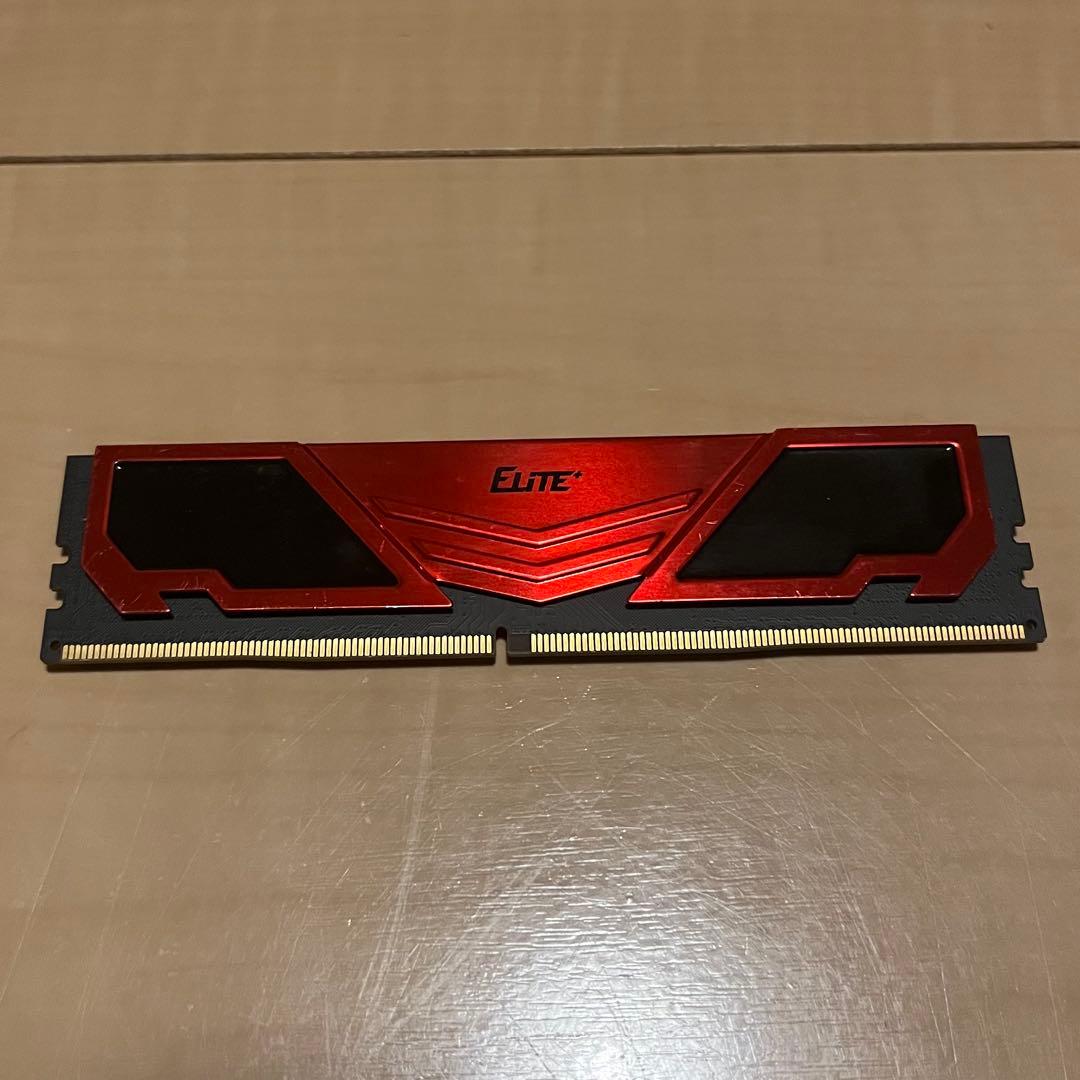 メモリー TEAMGROUP ELITE 16GB DDR4 3200MHz