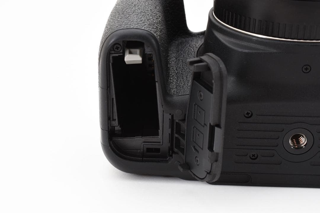 保証付/canon kiss x9i標準レンズセットCanon EF 28-80