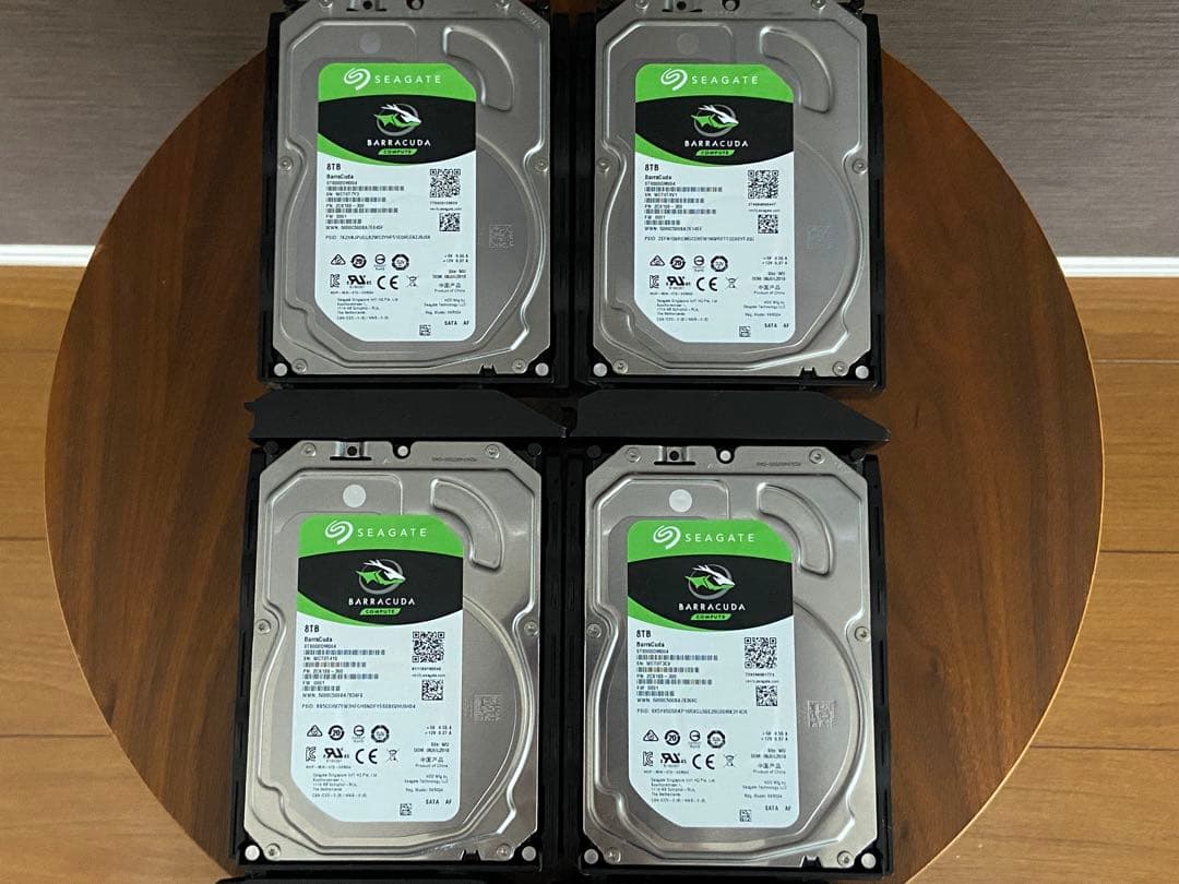 Synology DS423+ 4ベイ NAS / 8TB HDD x4