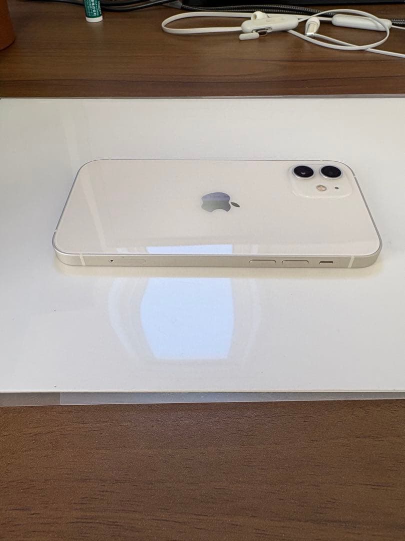 Apple iPhone 12 ホワイト 64GB バッテリー85%