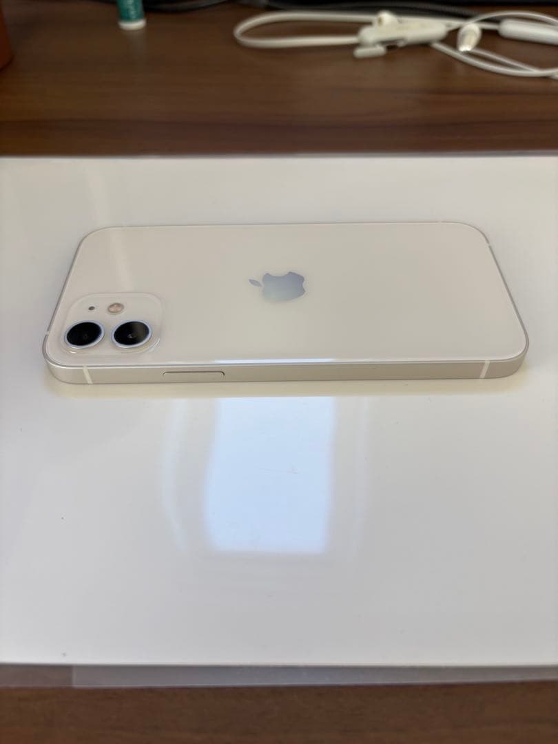Apple iPhone 12 ホワイト 64GB バッテリー85%