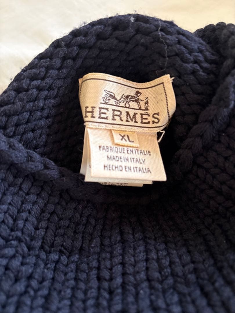 エルメス　ローゲージウール素材のニット　イタリア製