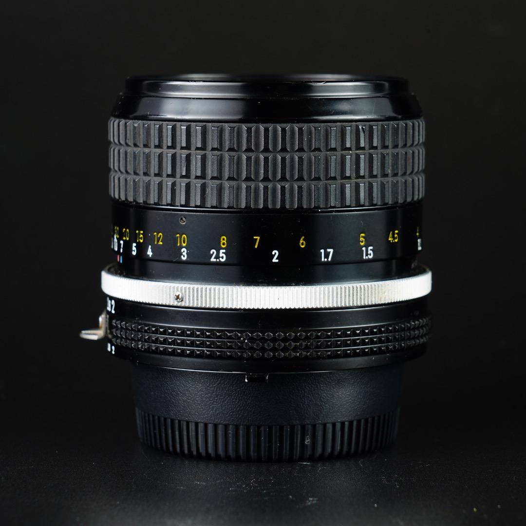 【極美品】動作◎ ニコン Ai Nikkor 85mm F2 745