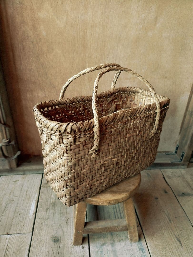 lala0626。信州安曇野山葡萄かごバック。里山手仕事