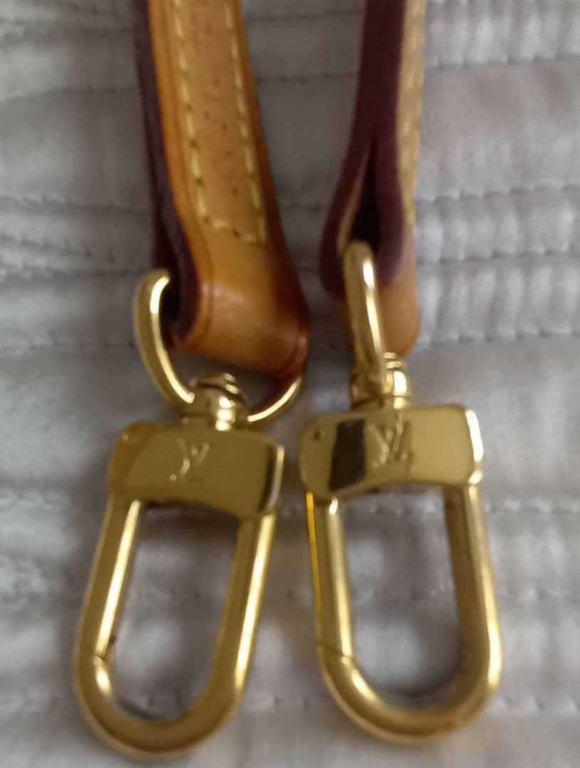 LOUIS VUITTONショルダーストラップ