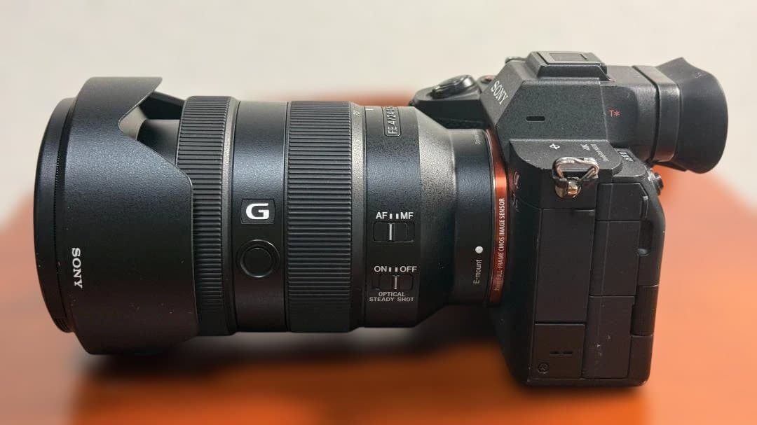 SONYα7SIII 6033回 + FE 24-105F4 純正BT2本元箱付