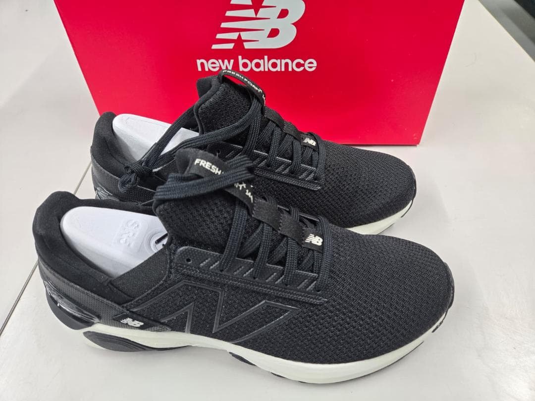New Balance Fresh Foam 1440 ブラック シューズ