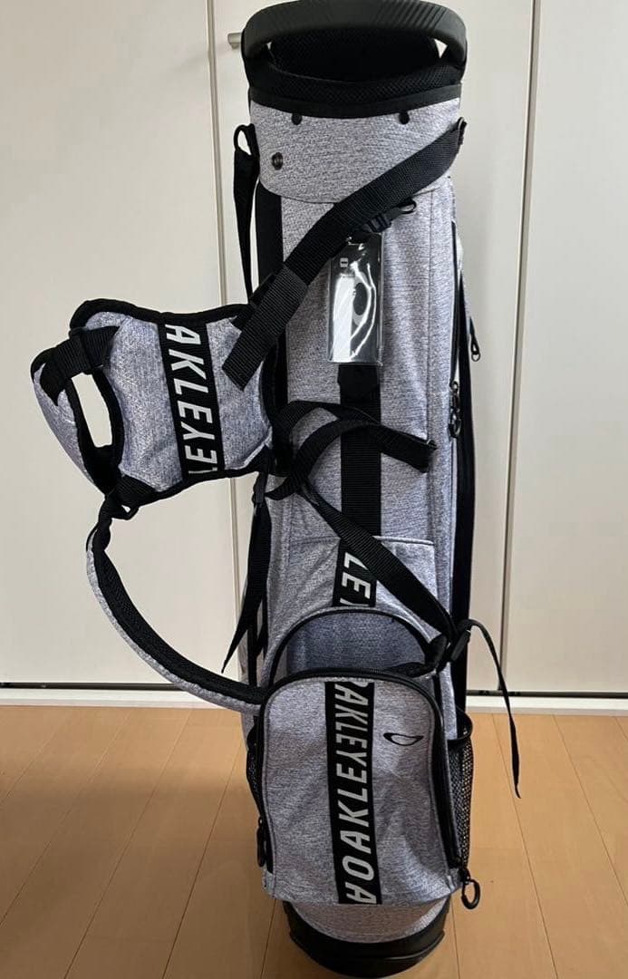 ゴルフバッグ OAKLEY スタンド式キャディバッグ シューズケース付き