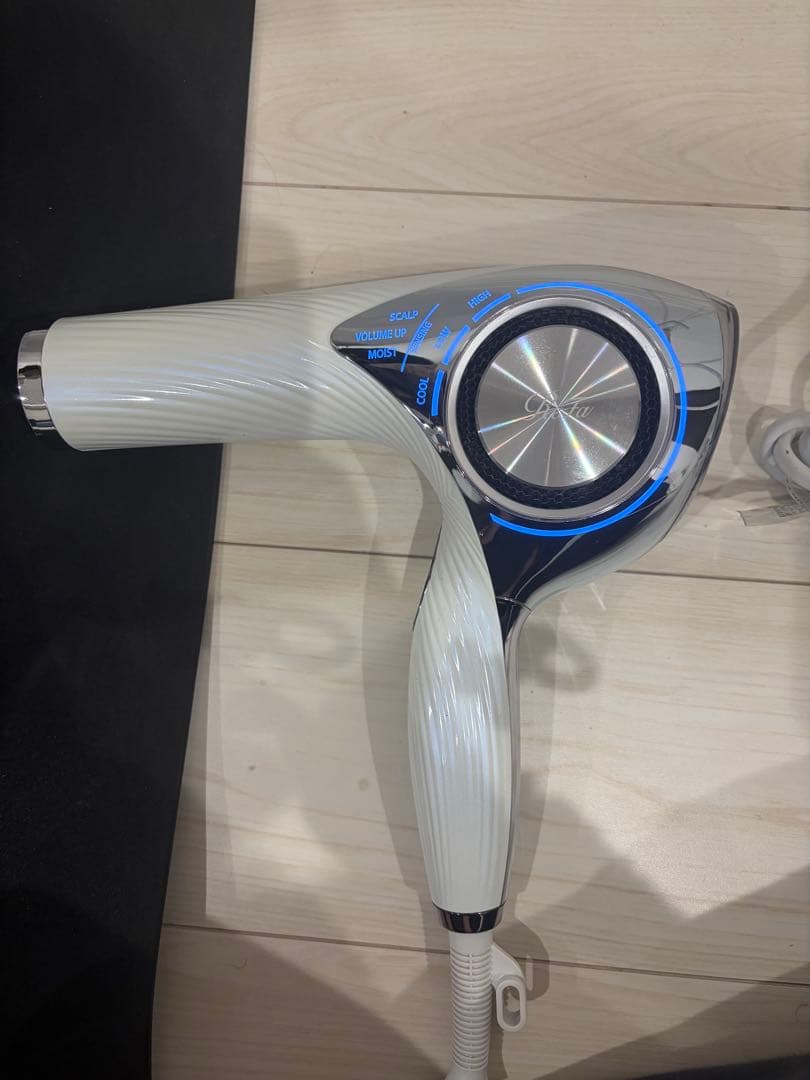 ReFa ホワイト ドライヤー　22年製