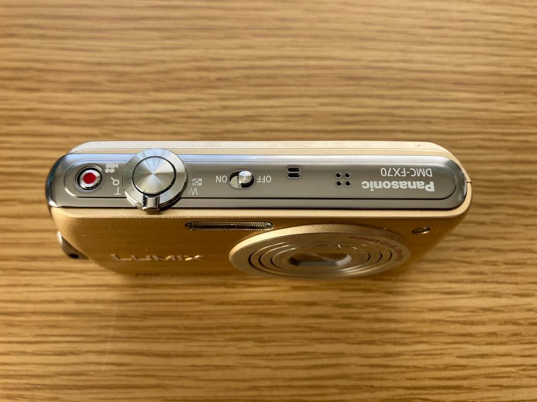 ✨状態良✨パナソニック LUMIX FX70ゴールド