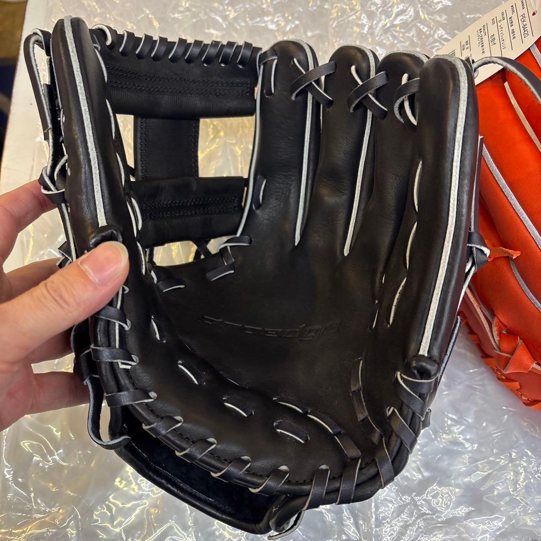 よーちんブラックグラブ