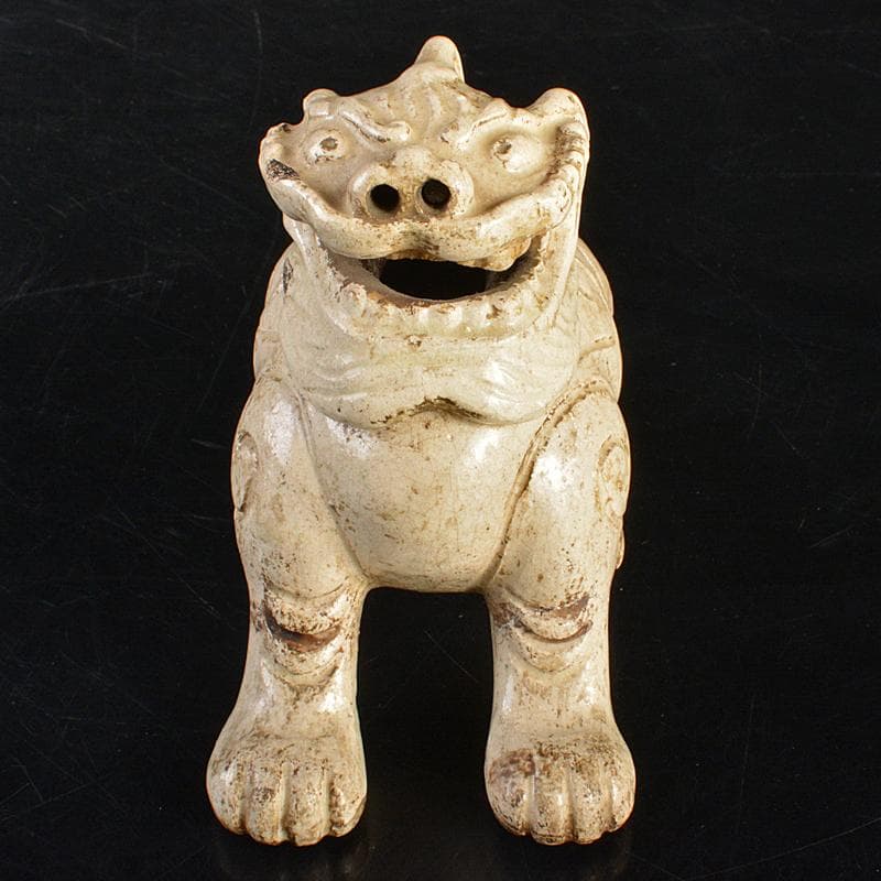 二代　楽吉左エ門　田中常慶作　楽焼　白楽獅子香炉　時代箱付　V　R7444