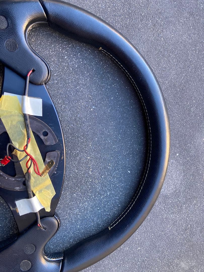 MOMO モモ　ステアリングホイール　F1コンセプト 中古品