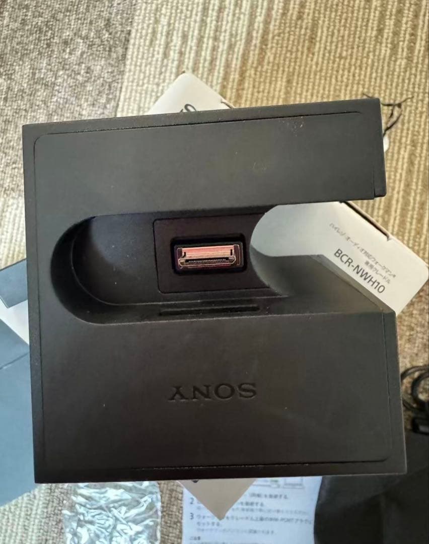超美品 未使用 SONY BCR-NWH10 Walkman専用クレードル