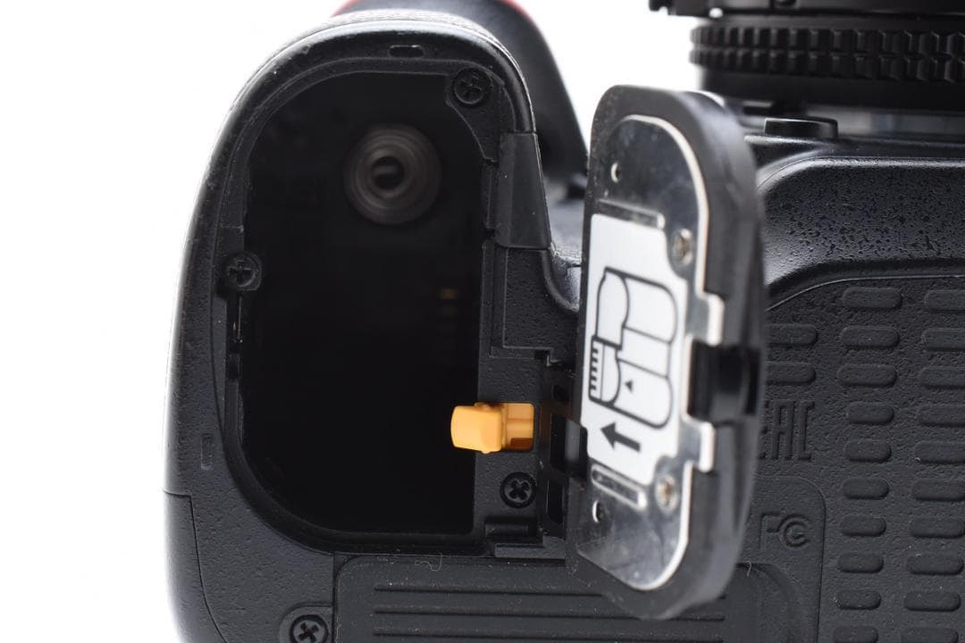 人気 Nikon D7200 ⭐本格機 高性能 Wi-Fi ⭐高速連写 簡単操作