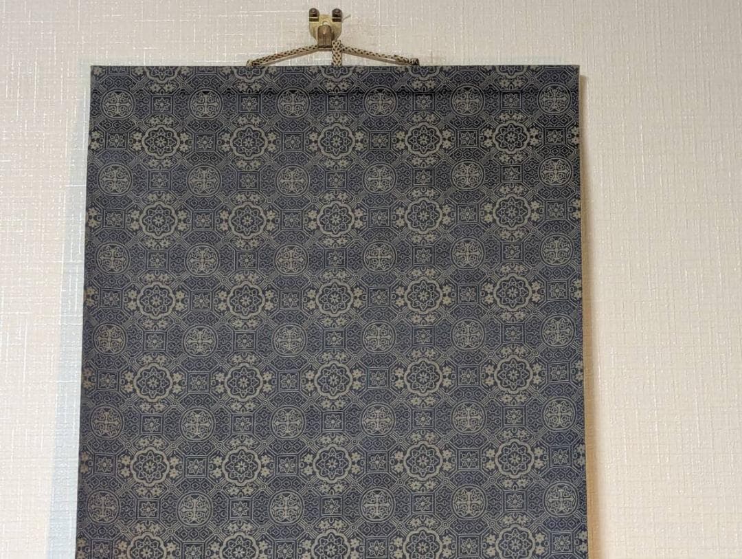 【真作】【複製】掛軸　良寛　工芸品　一行書　味わい深い筆致　箱入　S181
