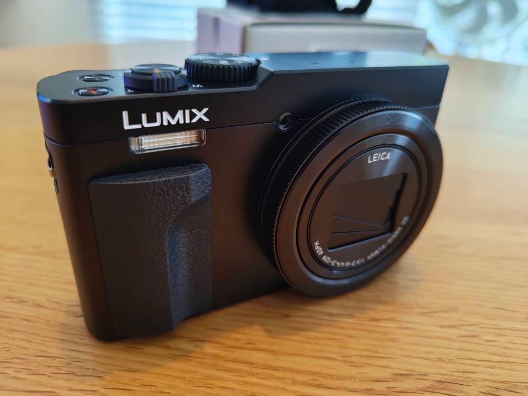 【ひゃん】Panasonic LUMIX TZ99