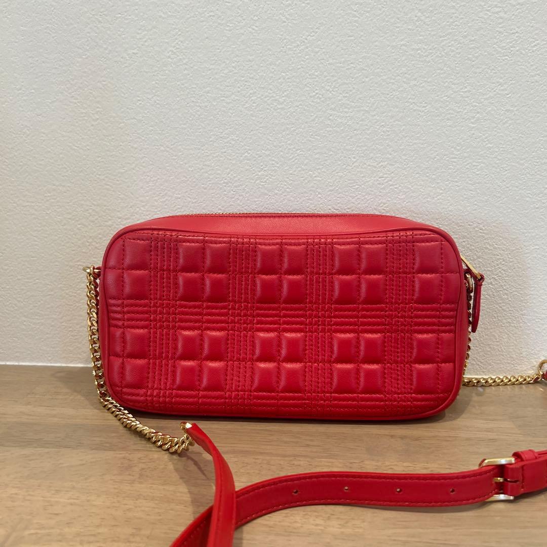 バーバリー　ショルダーバッグ　赤