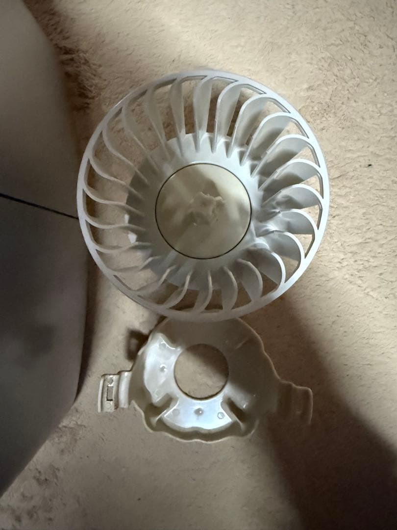 POLA 置き型加湿器 シルバー（CORONA）