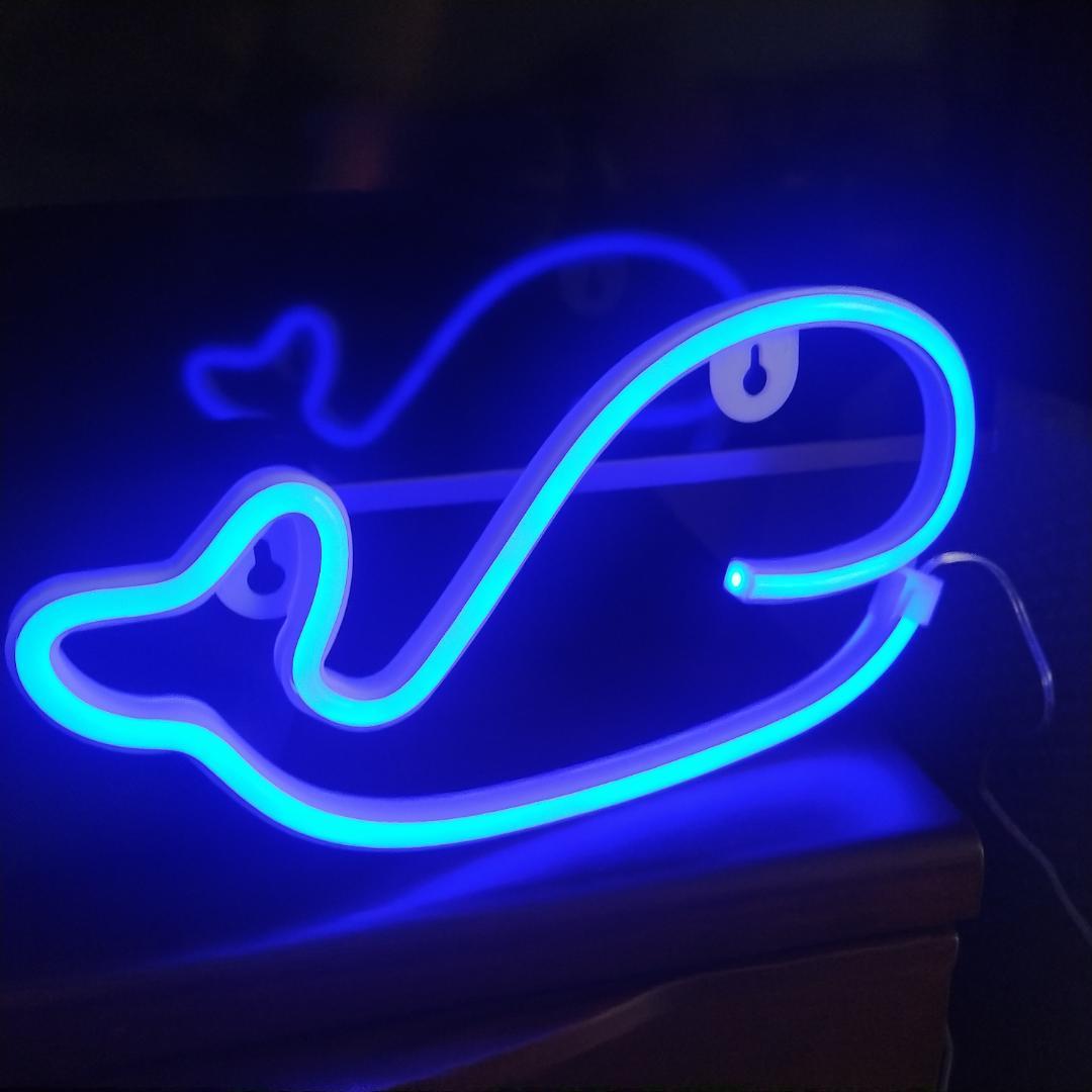 【☆超美品★】　＊クジラのネオンサイン＊　アイスブルー