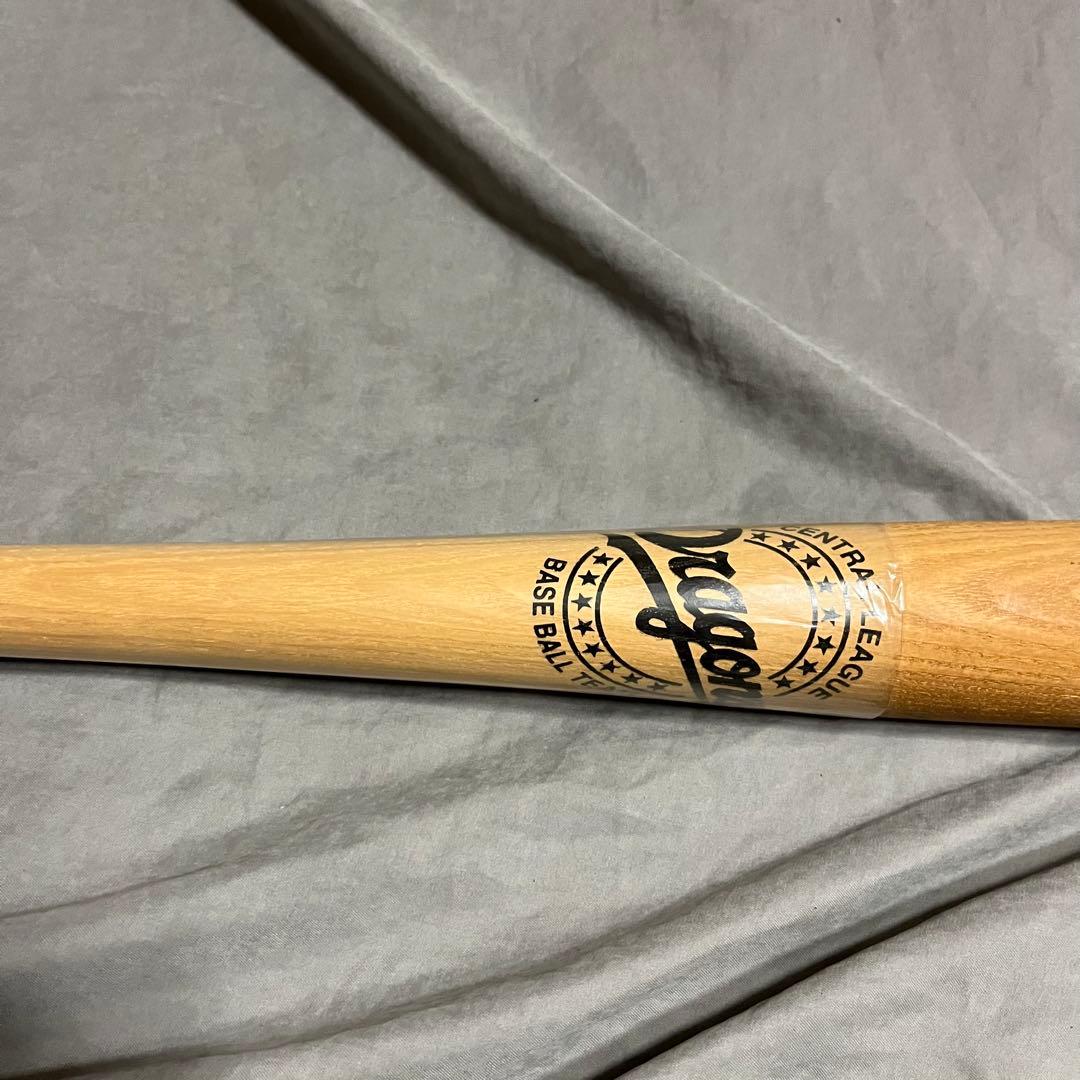 中日ドラゴンズ　立浪和義サイン入り木製バット