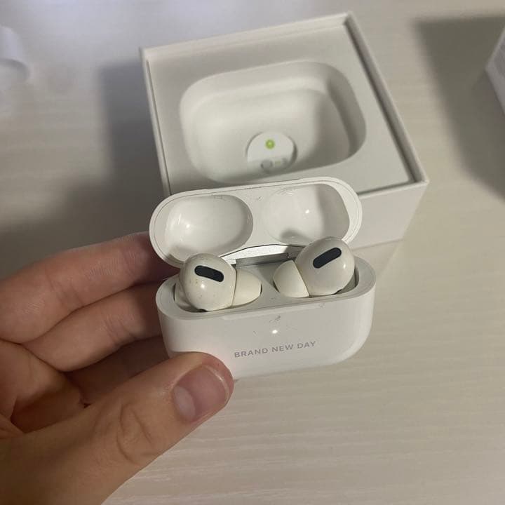 AirPodsPro (中古)【刻印あり】