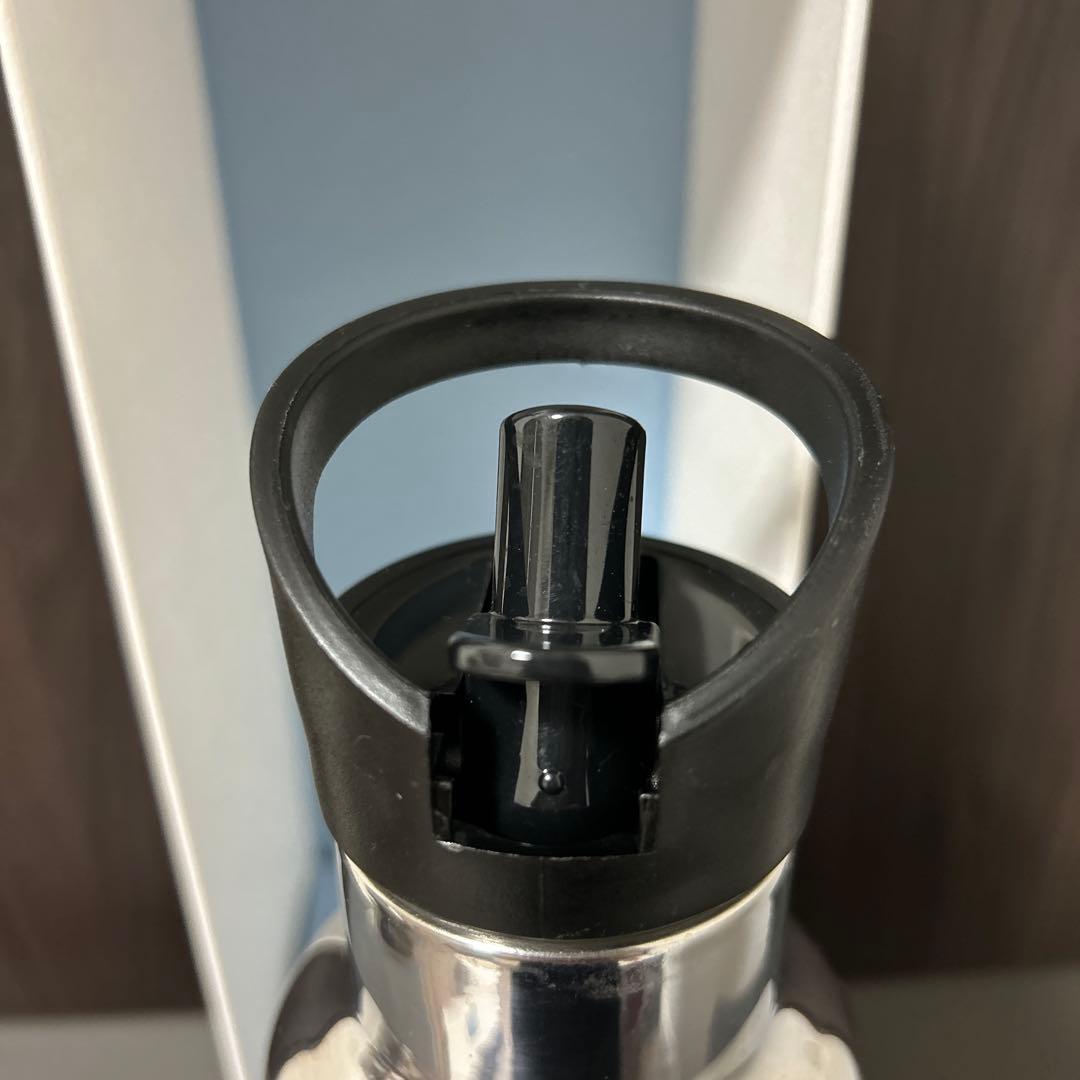 d*3様 PRADA ステンレスマグボトル