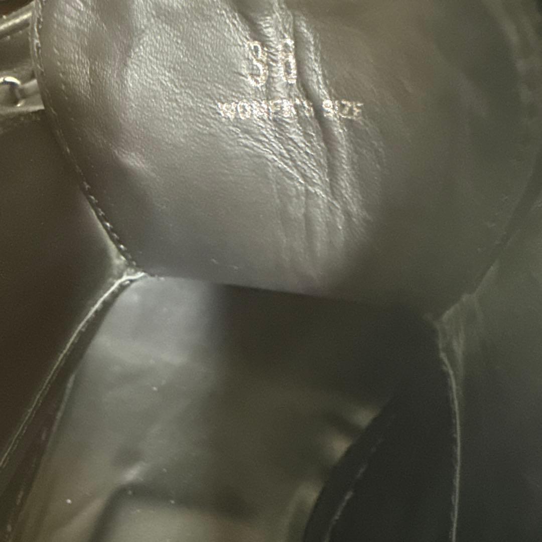 【美品】TOD'Sトッズ　レザーシューズ　ブラックチェーン装飾ローファー厚底