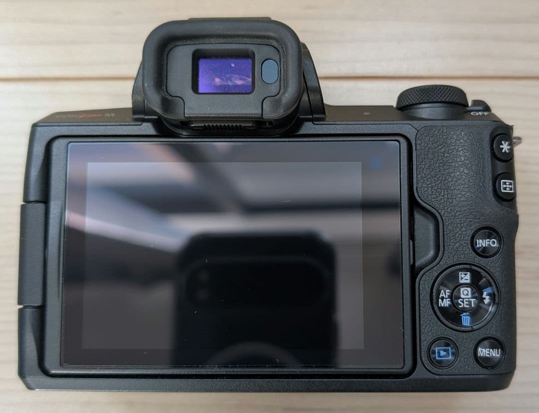 Canon EOS Kiss M レンズ2本＆SDカードセット 送料込み