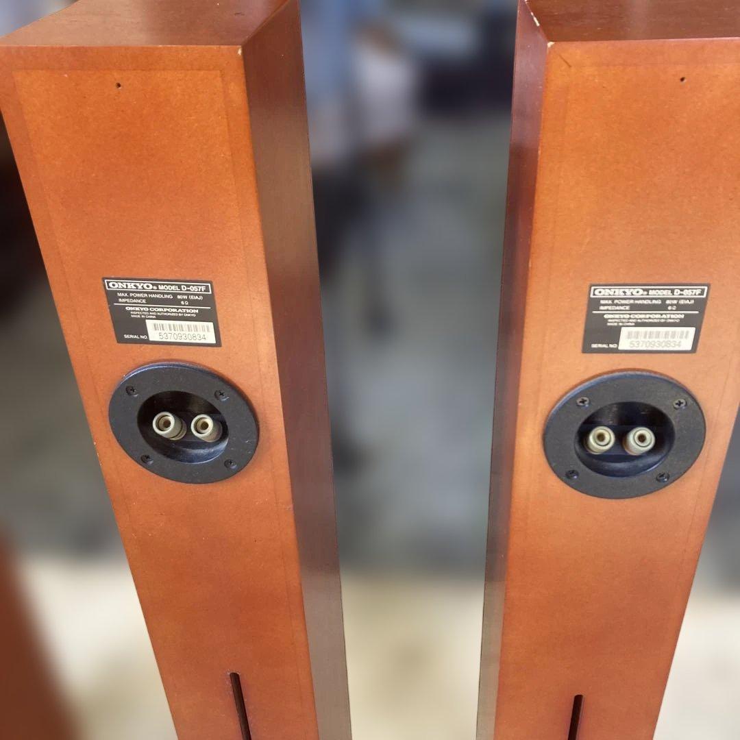 オンキヨーのトールボーイスピーカー「ONKYO D-057F 4個セット