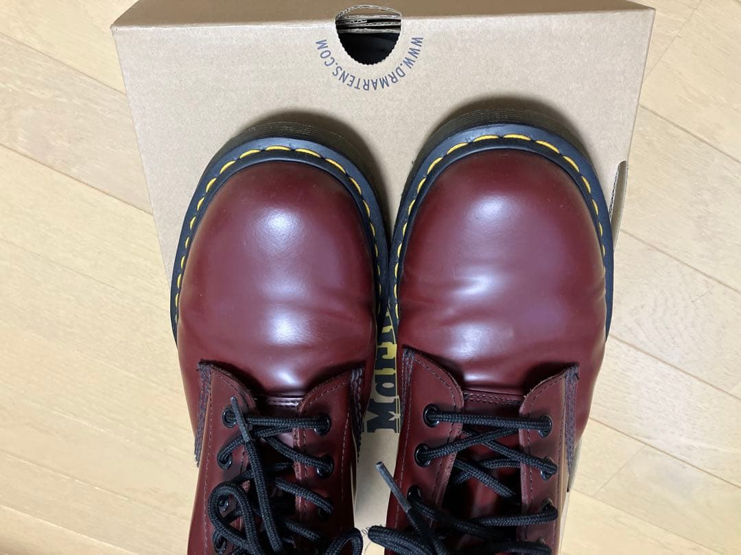 Dr. Martens 8ホールブーツ