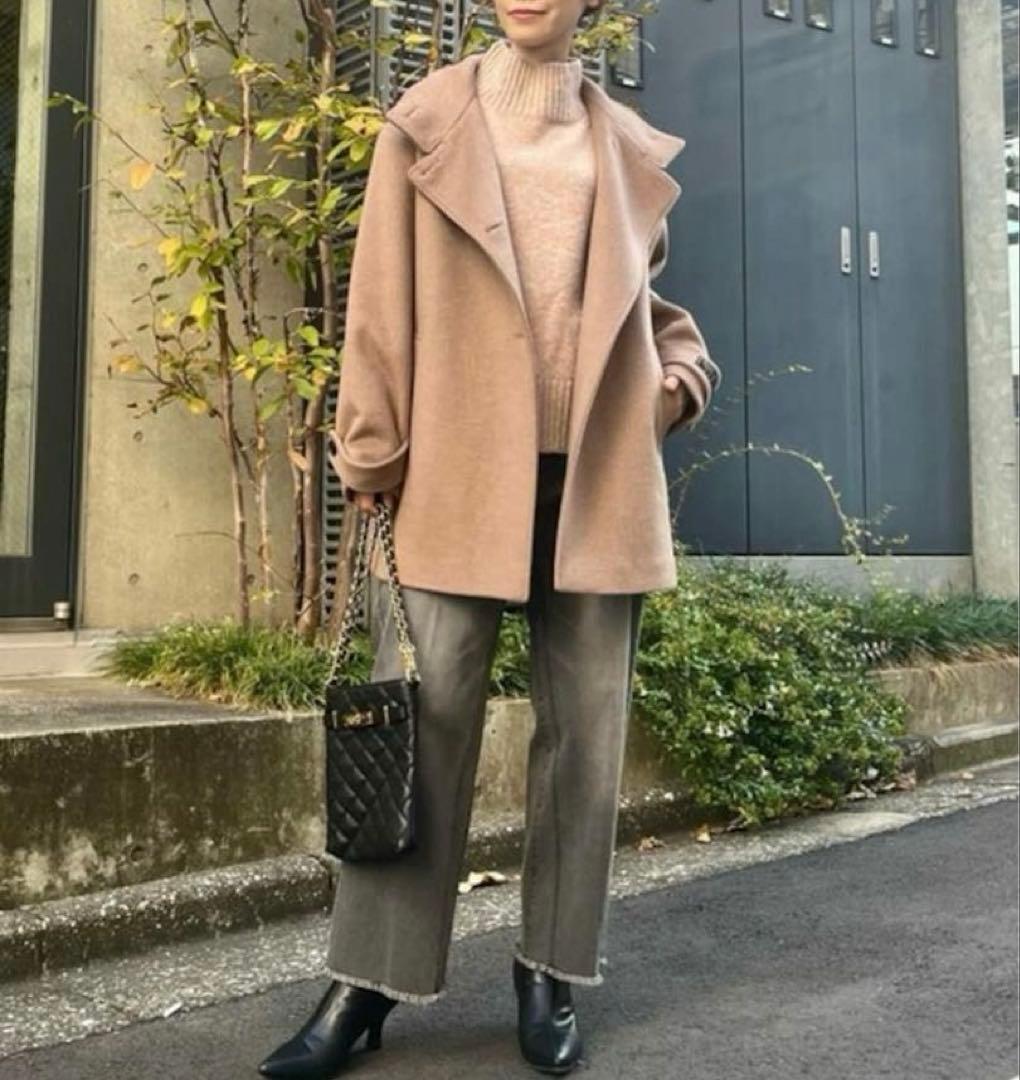 新品【a.v.v】アーヴェヴェ カシミア混 スタンドカラーミディコート サイズM