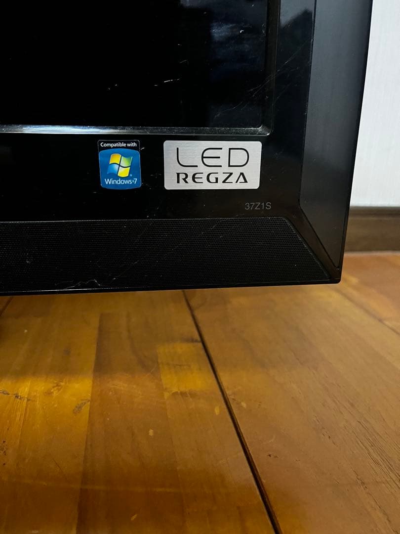 新生活応援！値下げ歓迎 TOSHIBA 37インチ液晶テレビ