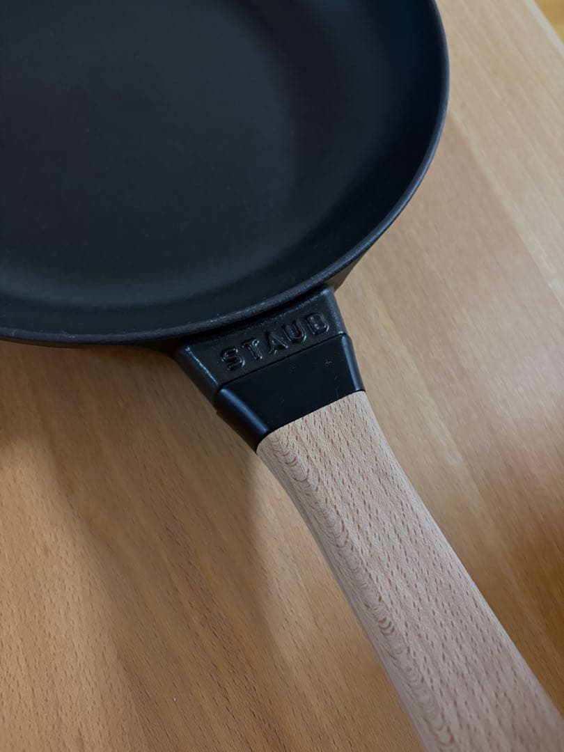 ストウブ　フライパン　24cm