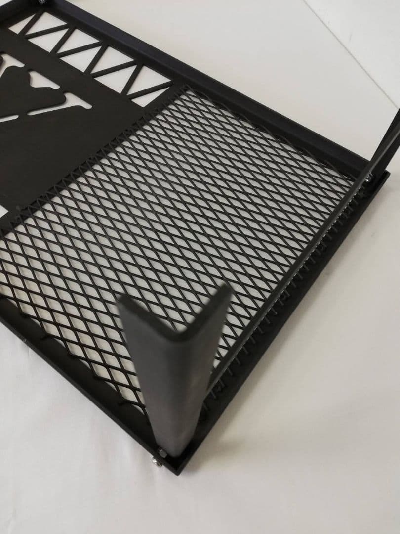 キャンプテーブル　アイアンテーブル　ソロキャンプテーブル