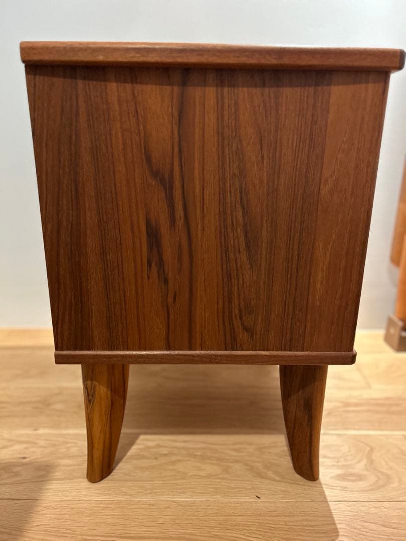 北欧家具 デンマーク トーリングtørring ナイトテーブル