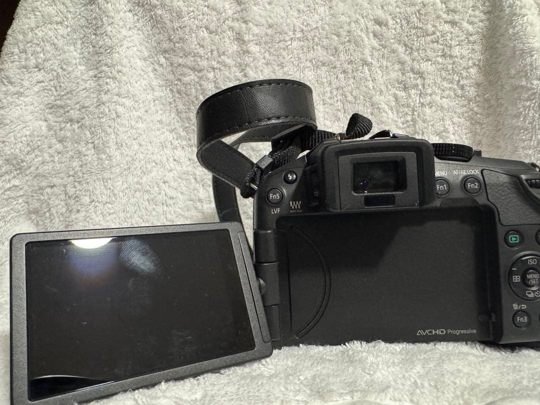 Panasonic LUMIX DMC-G6H + 14-140mmレンズキット