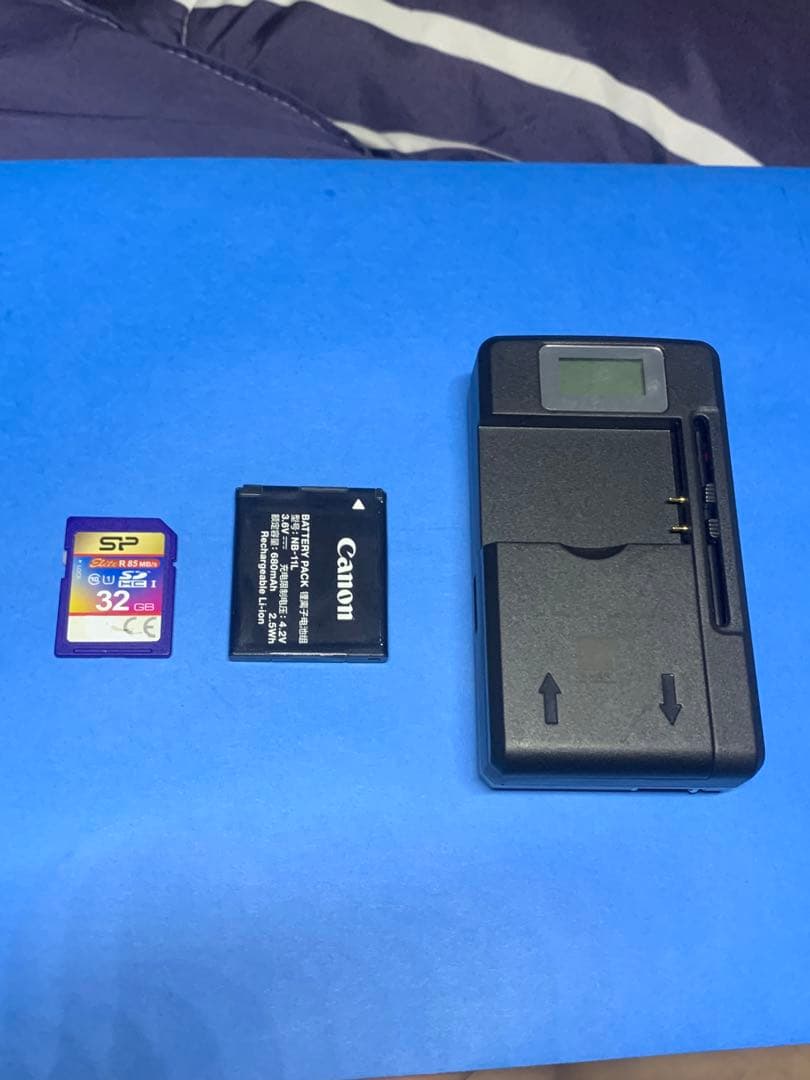 Canon IXY180 デジカメ コンデジ