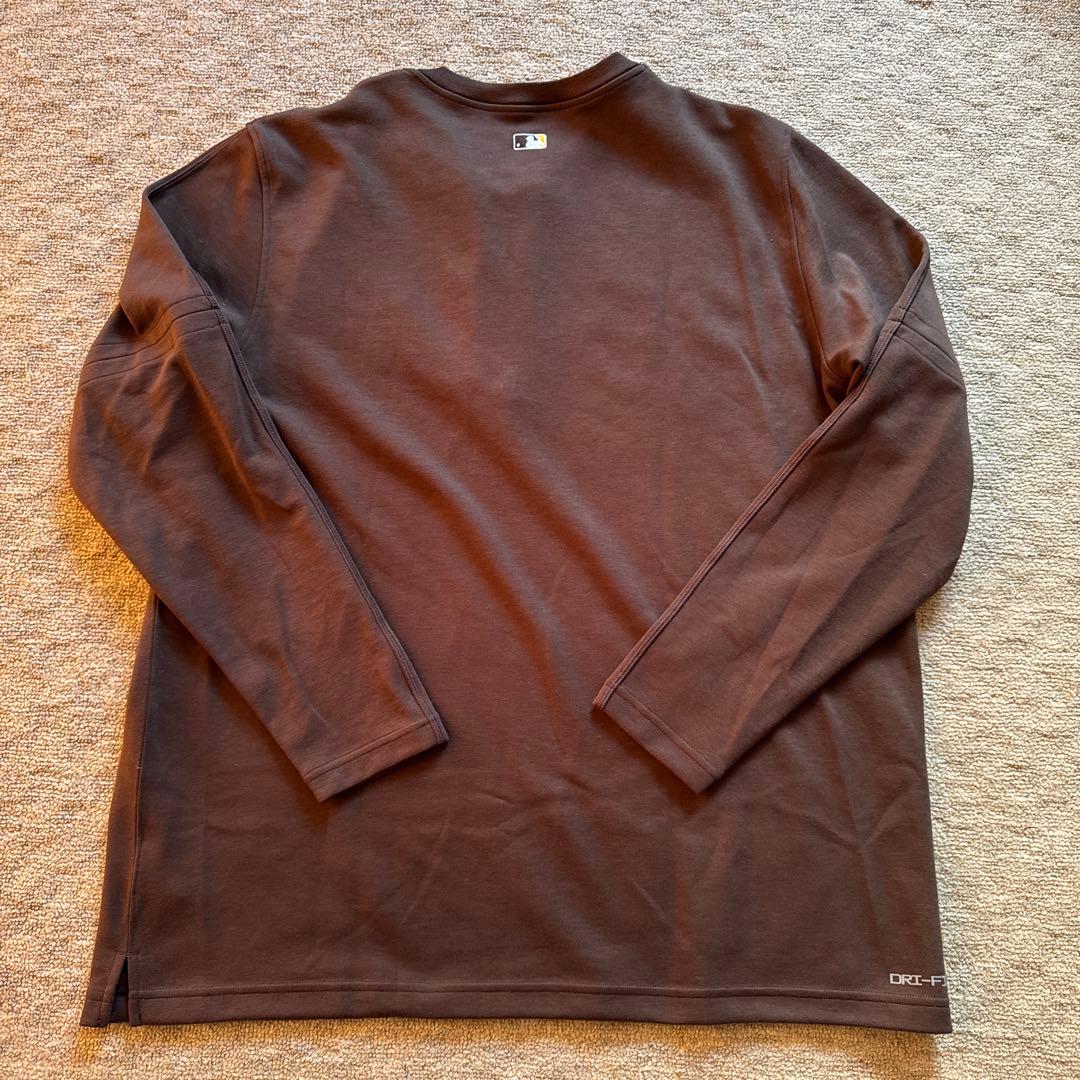 日本未発売　パドレス　クォータージップトップSan Diego Padres 1