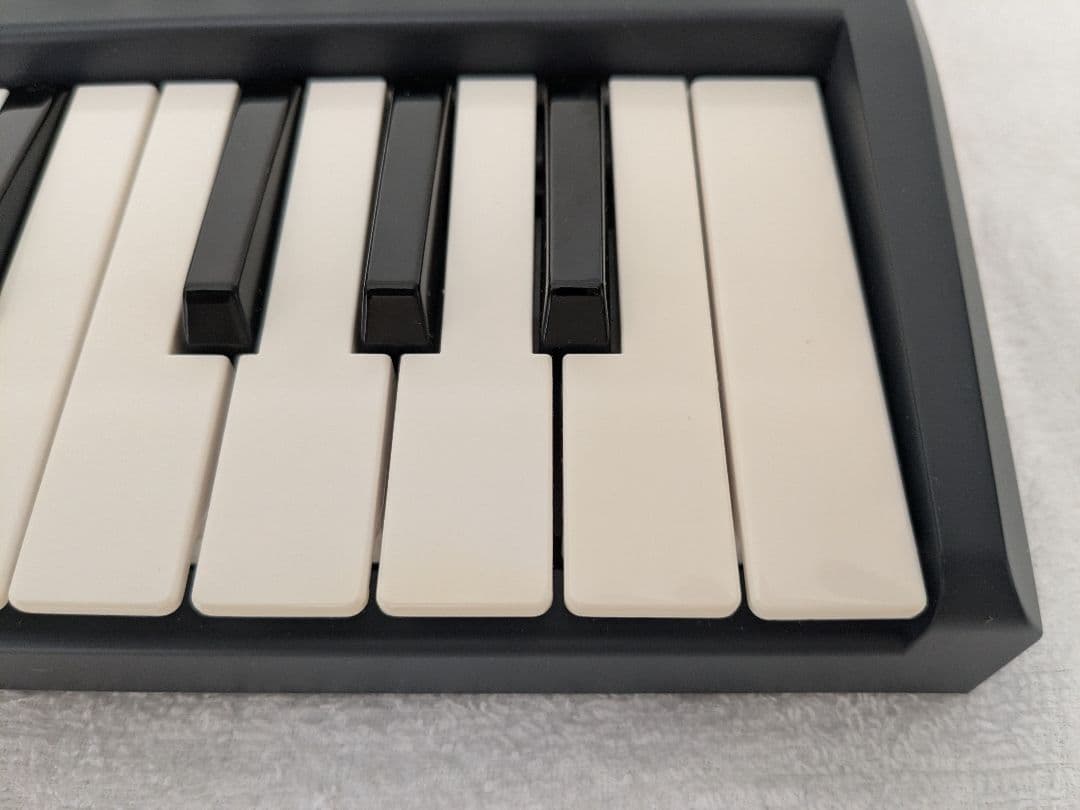 Arturia MicroBrute アナログシンセサイザー マイクロブルート