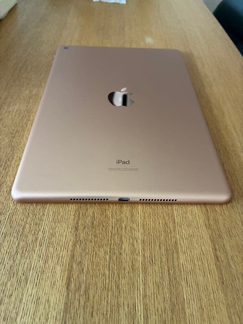 Apple iPad 第7世代ゴールド 本体
